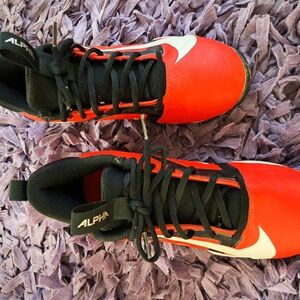 Nike Red and Black Sneakers Sleek Modern Design